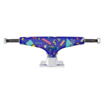 Krux 8.25 K5 90s Dlk Trucks Skateboard